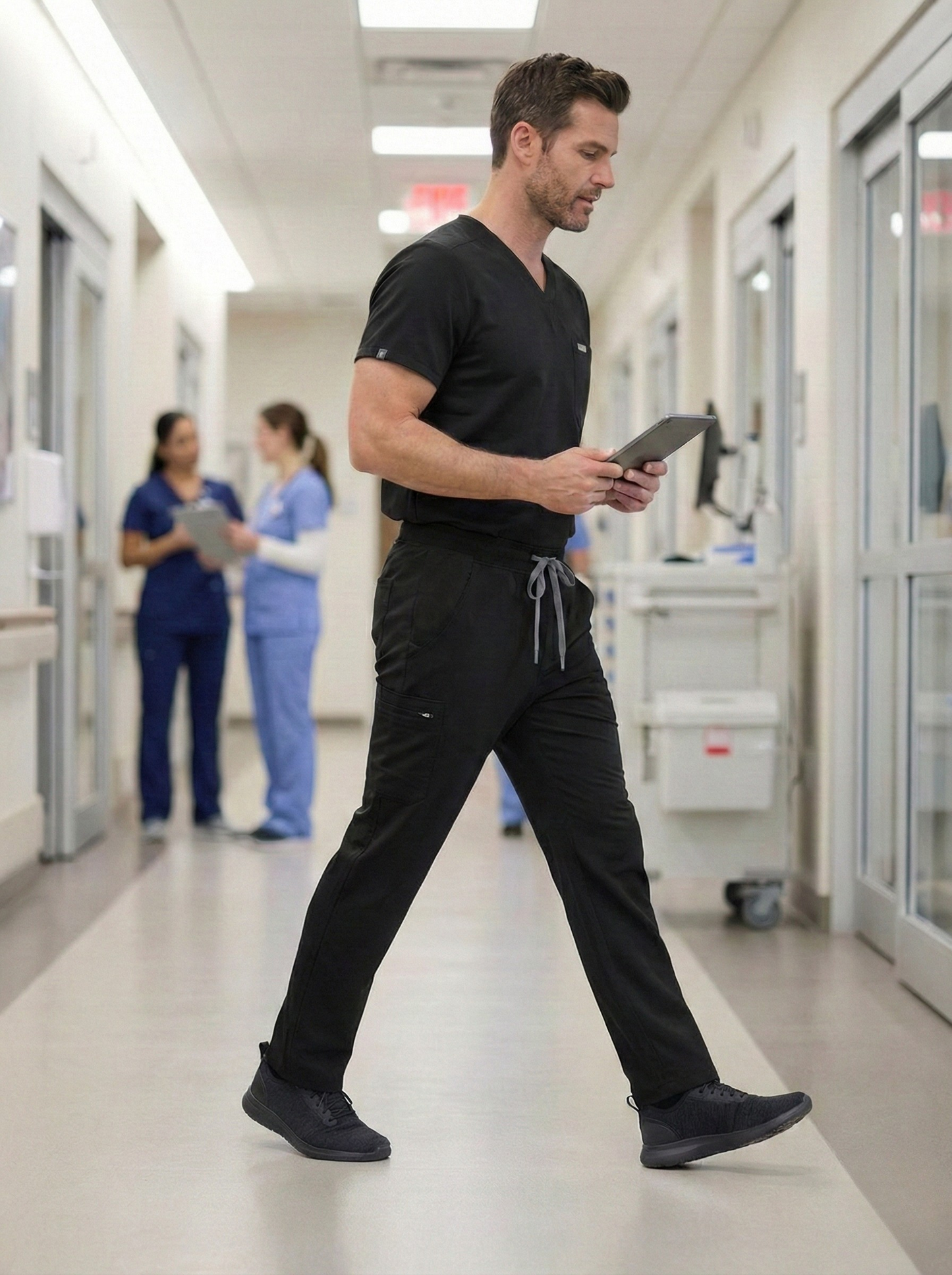Men Classic Fit Scrub Pant (Black)
