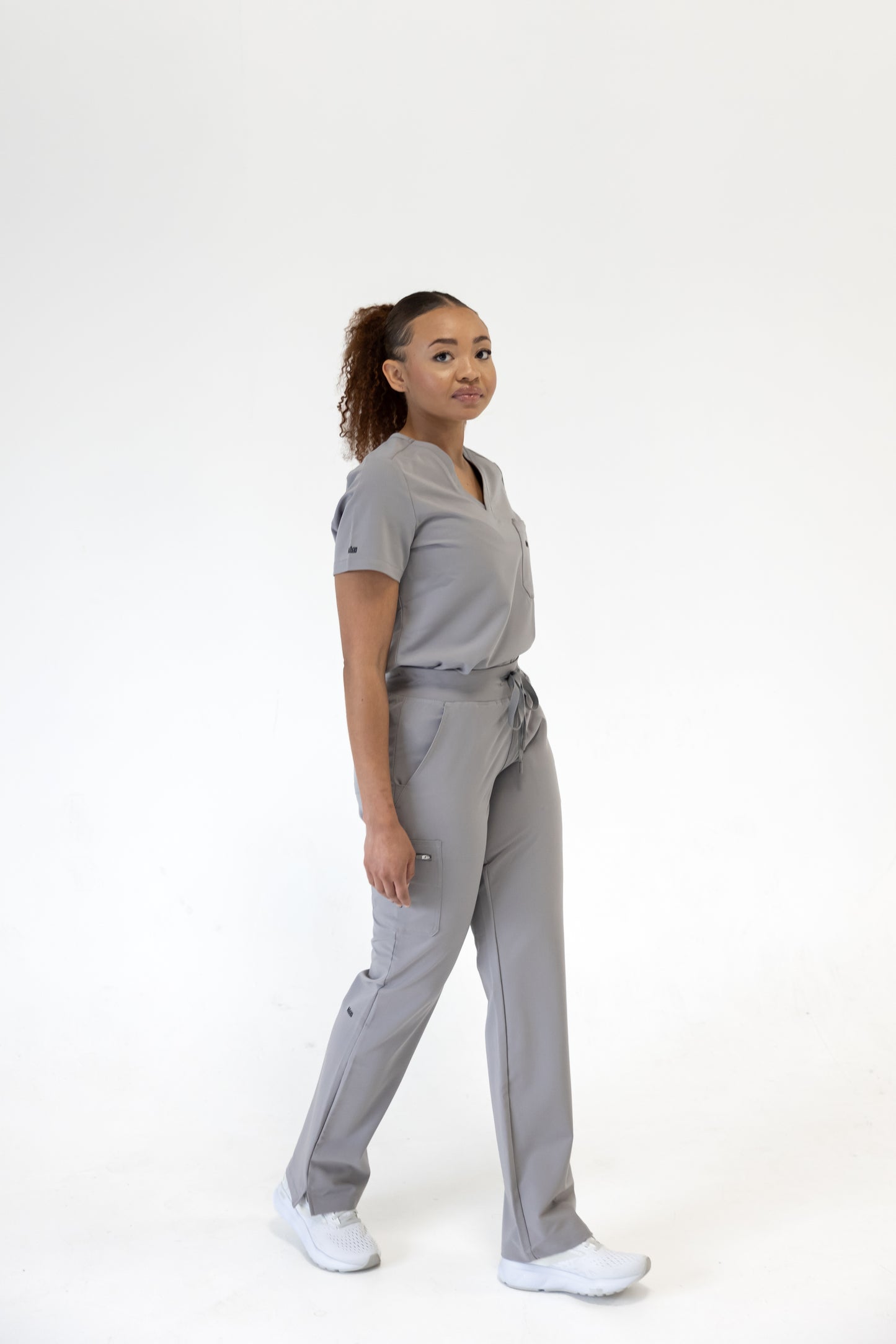 Women Classic Fit Scrub Pant (Gray)