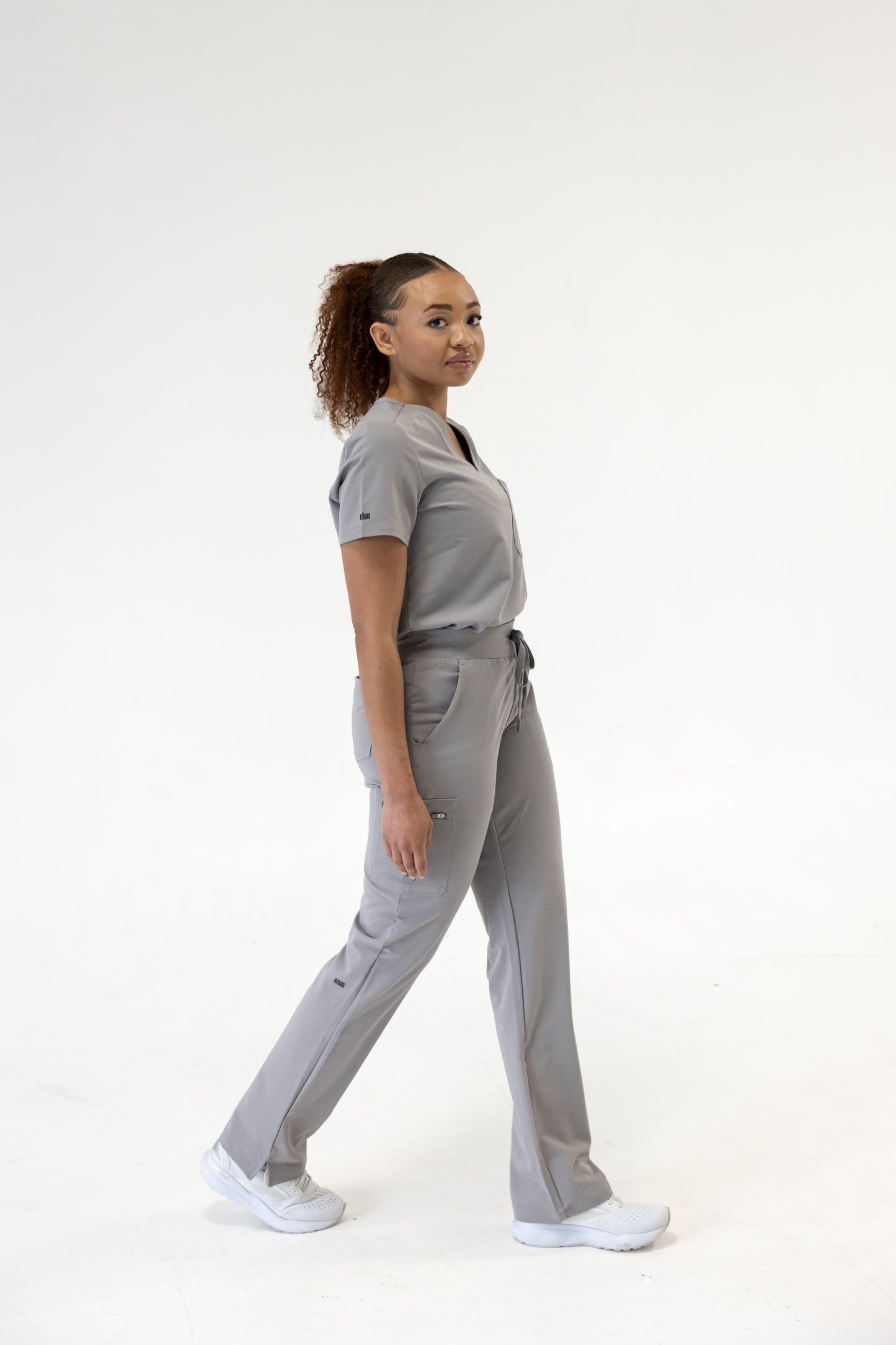 Women Classic Fit Scrub Pant (Gray)