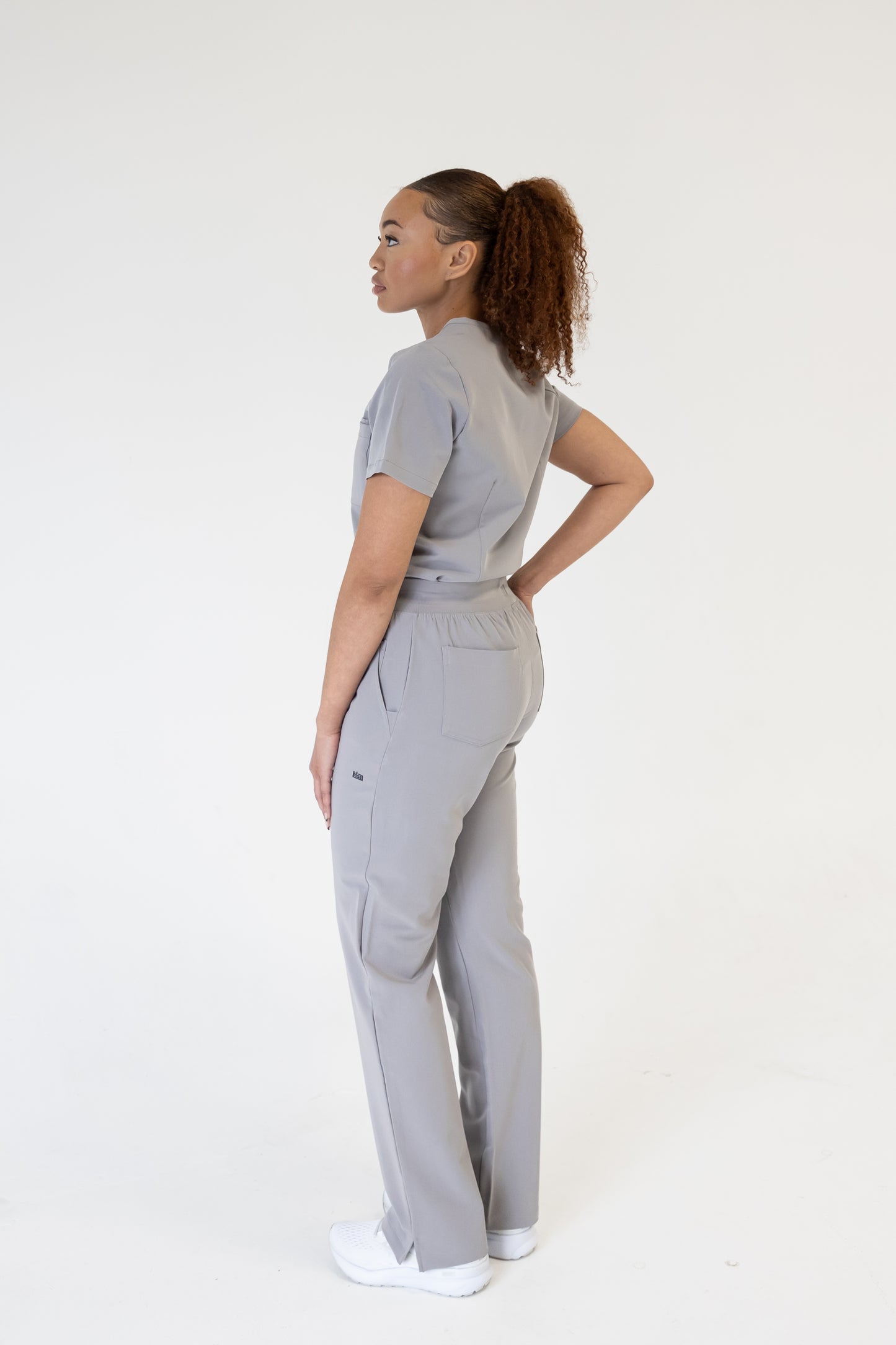 Women Classic Fit Scrub Pant (Gray)