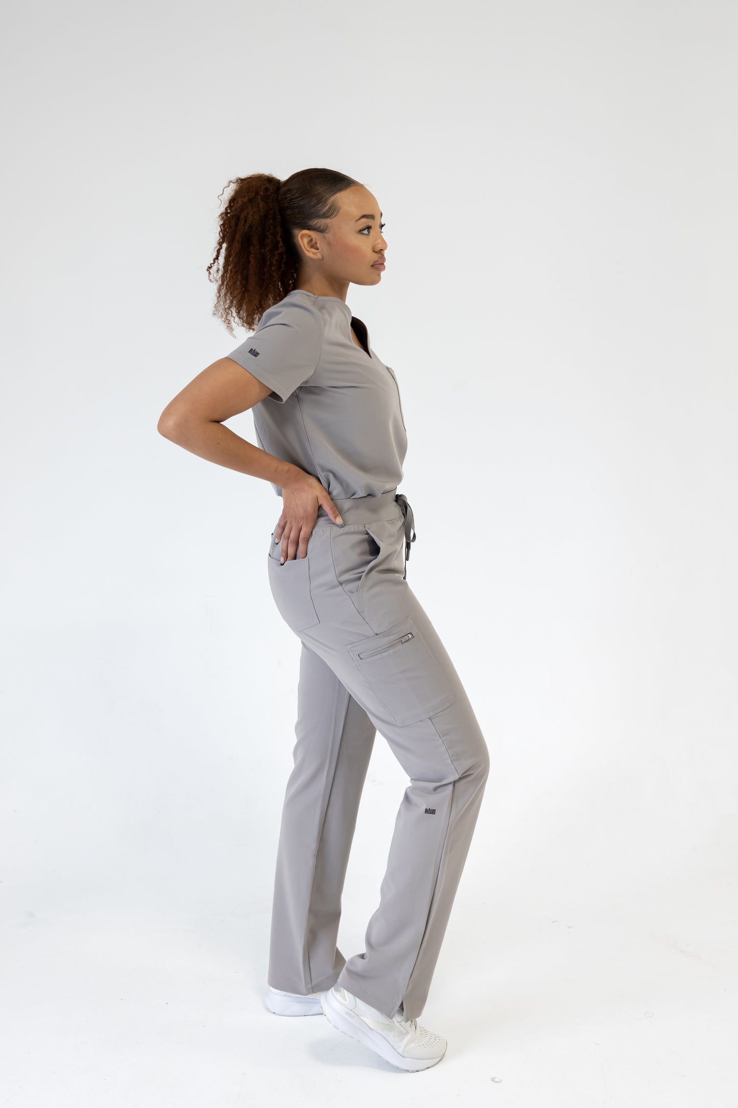 Women Classic Fit Scrub Pant (Gray)