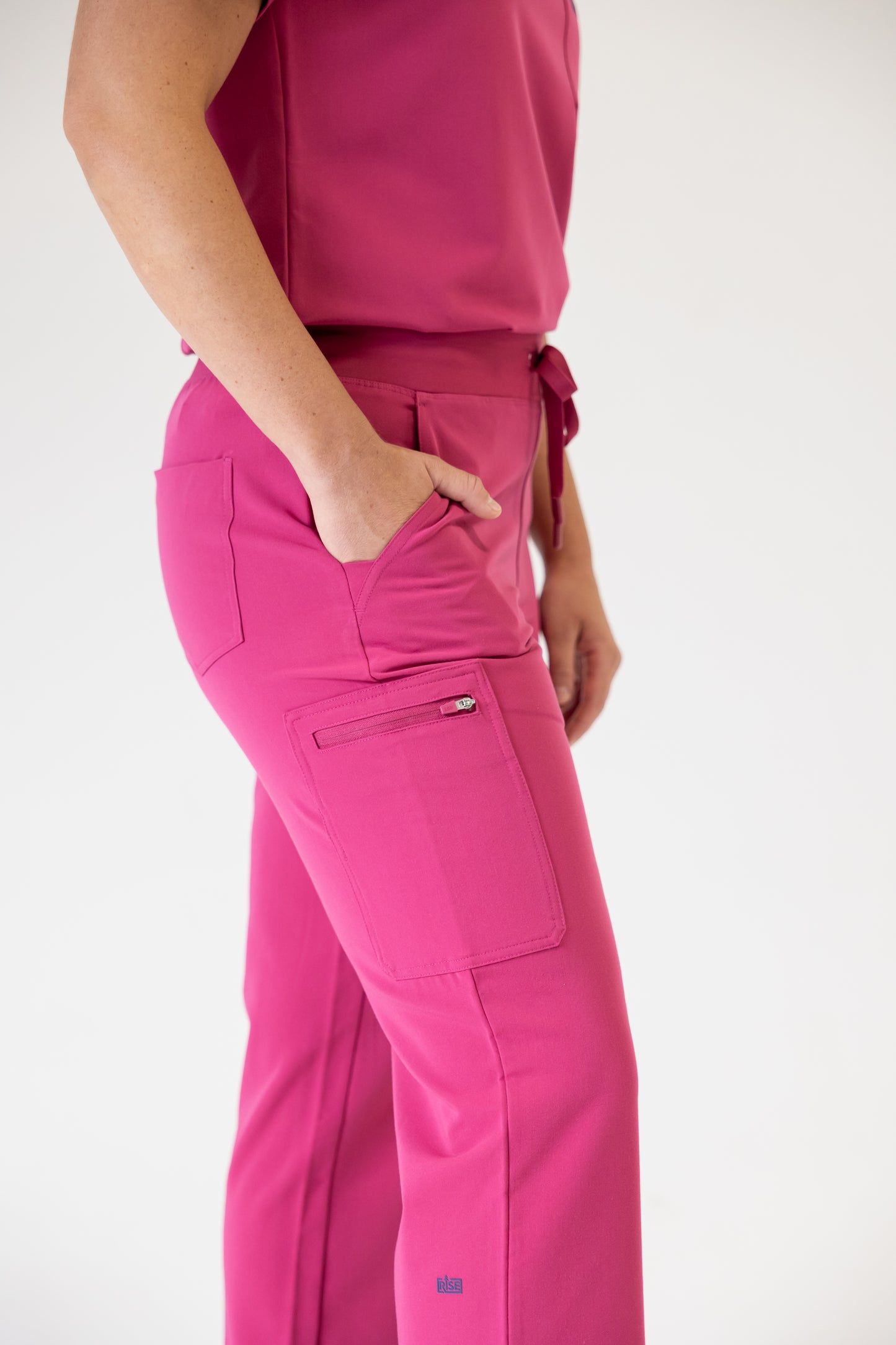 Women Classic Fit Scrub Pant (Pink)