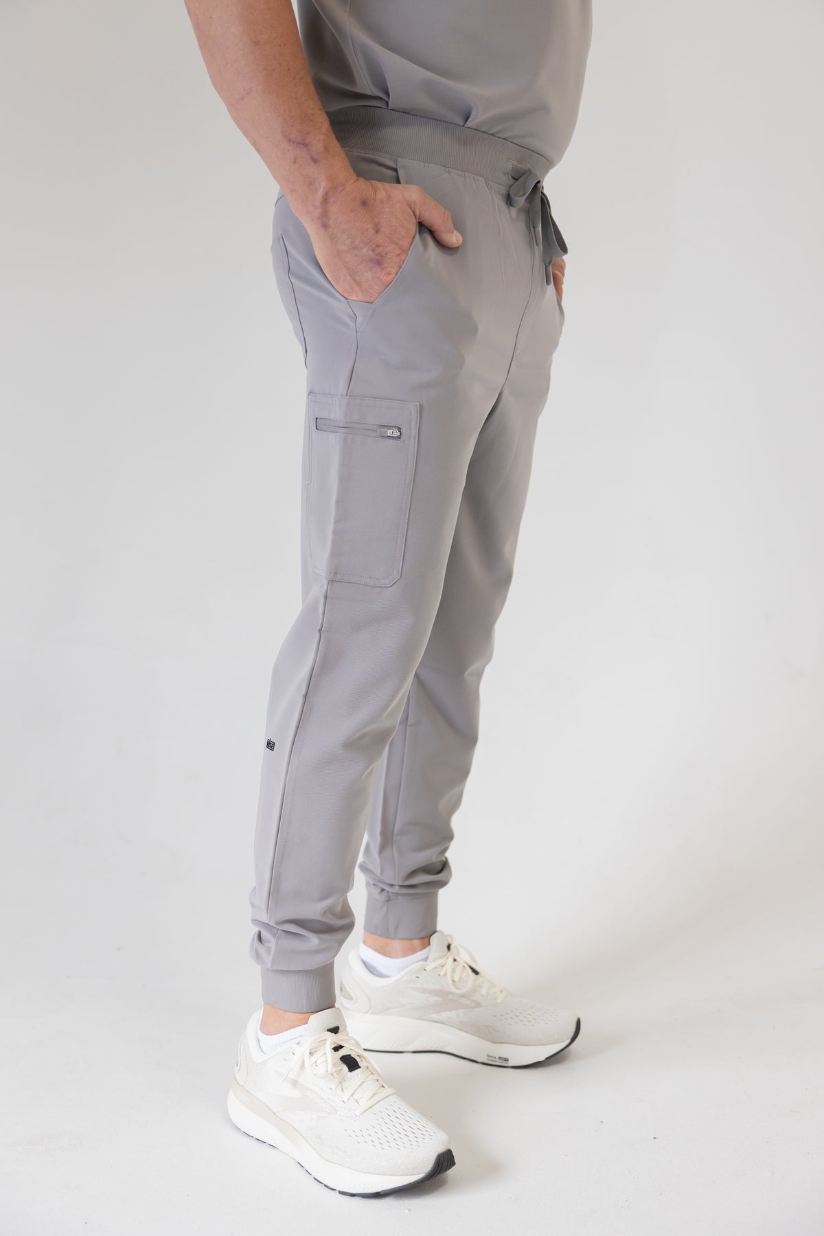 Men Jogger Scrub Pant (Gray)