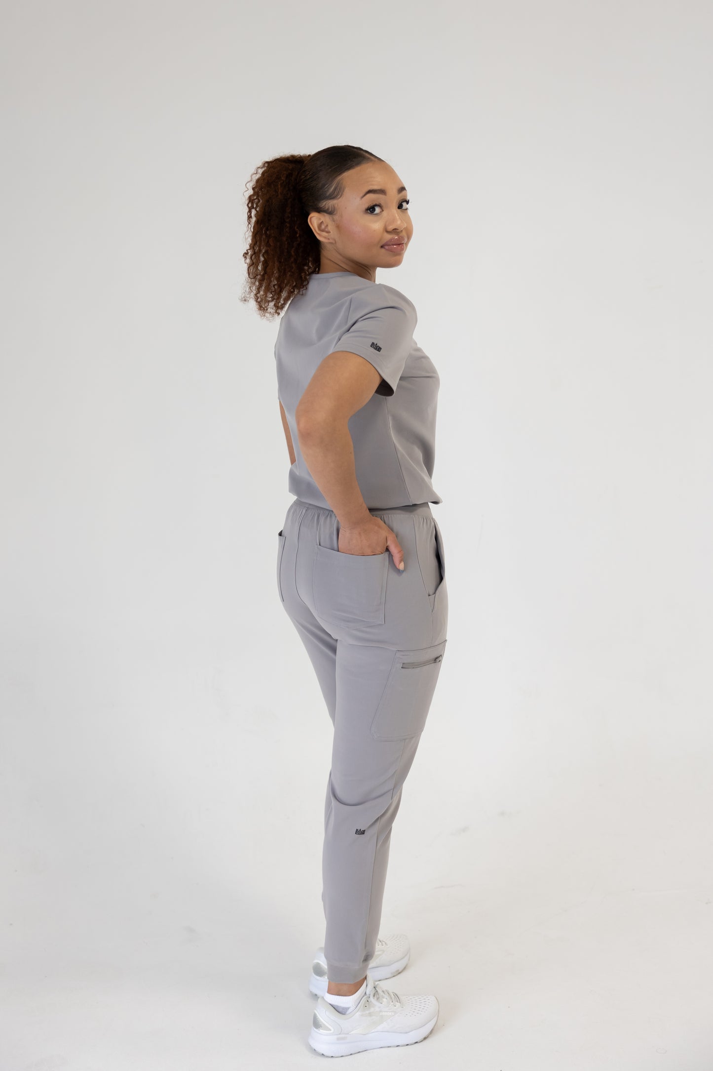 Women Jogger Scrub Pant (Gray)